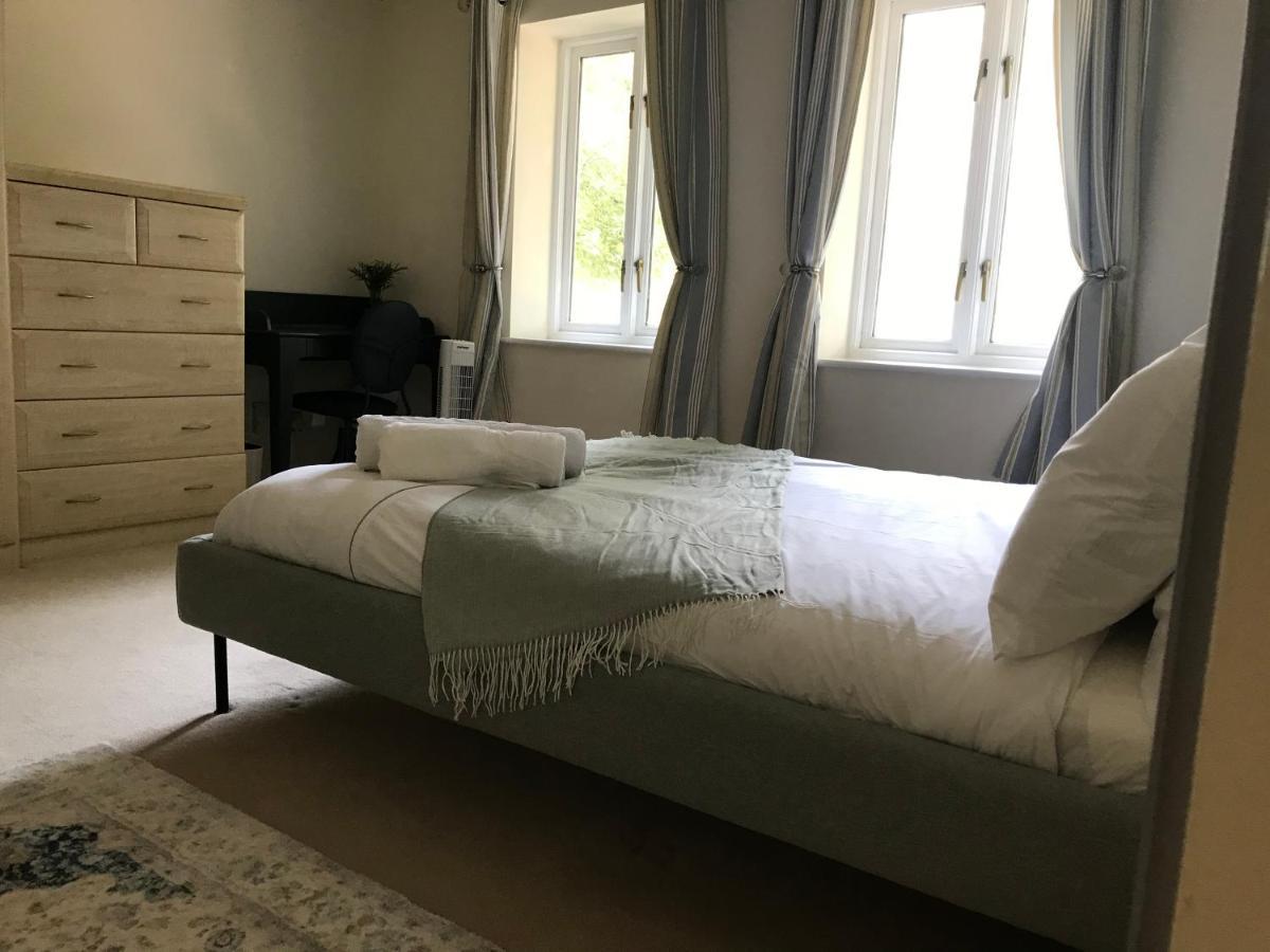 Key & Flowers - Kensington Residence 1 London Ngoại thất bức ảnh