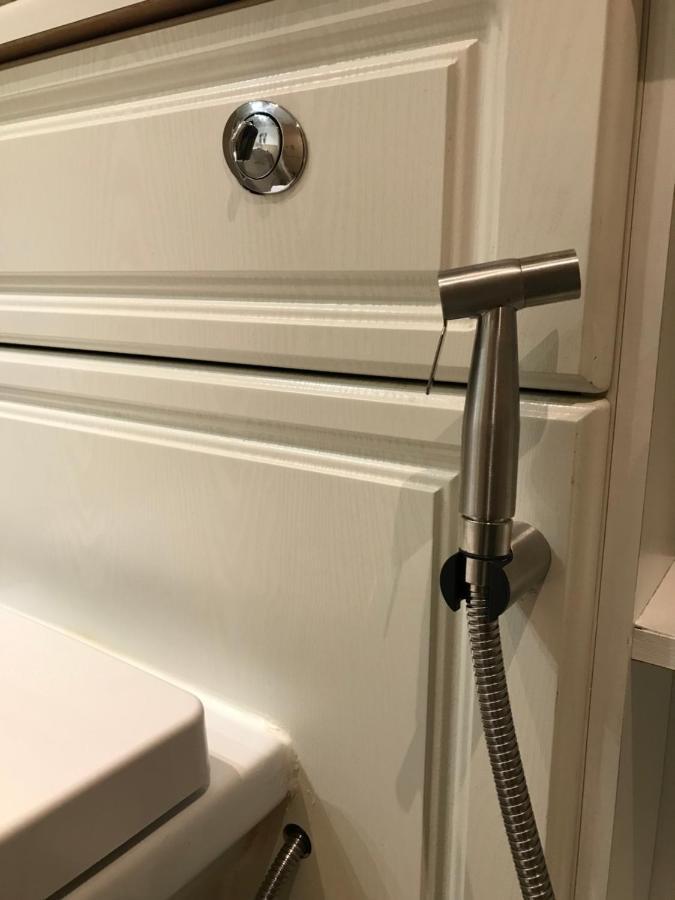 Key & Flowers - Kensington Residence 1 London Ngoại thất bức ảnh